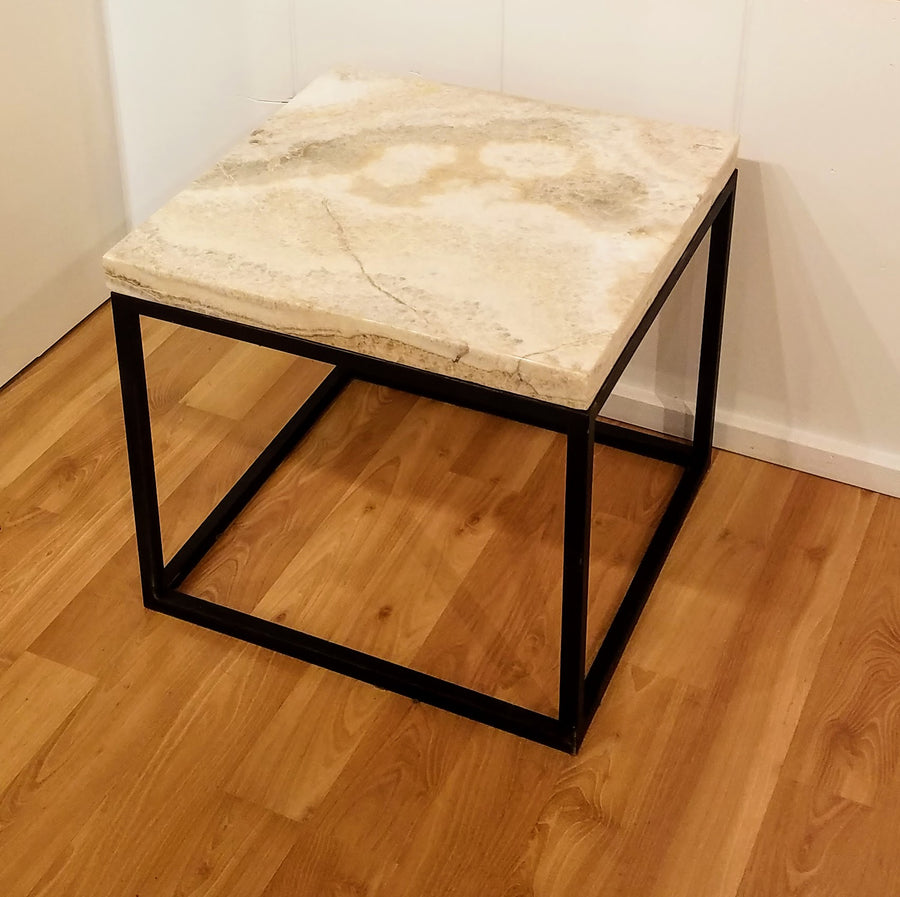 SQUARE ONYX TABLE