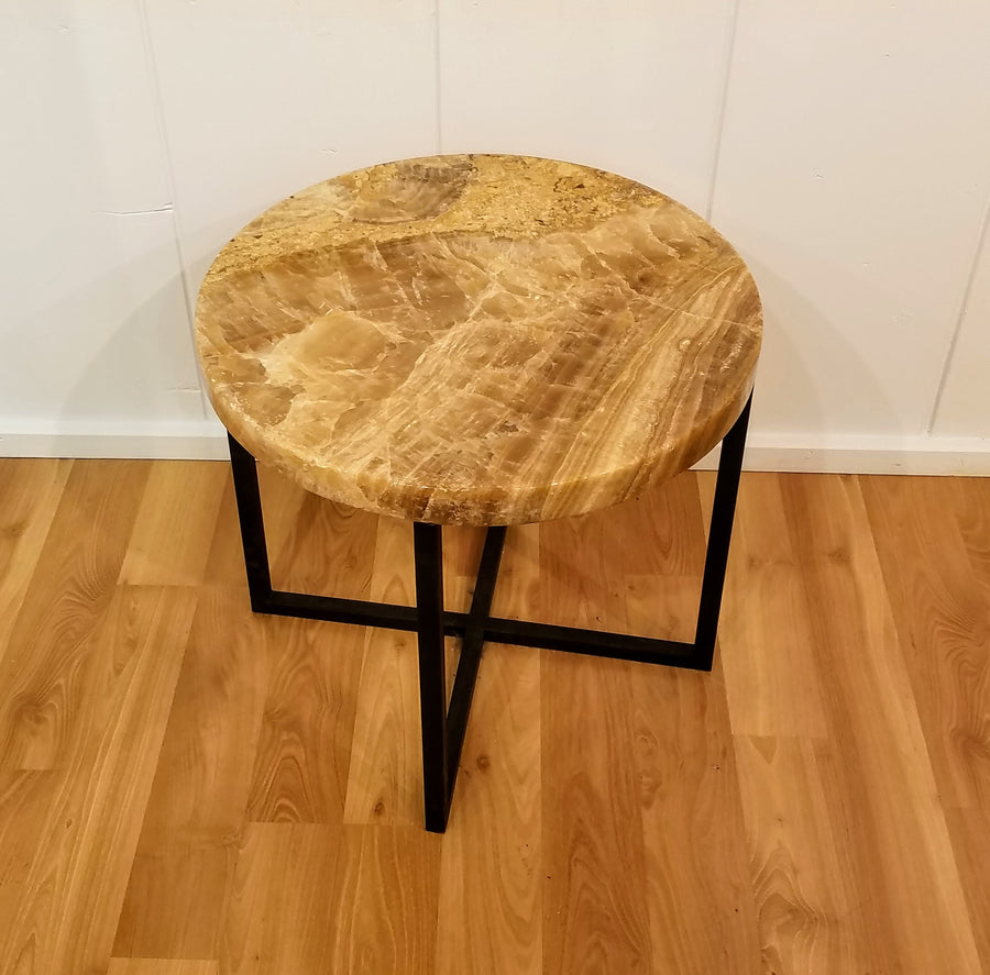 ROUND ONYX SIDE TABLE