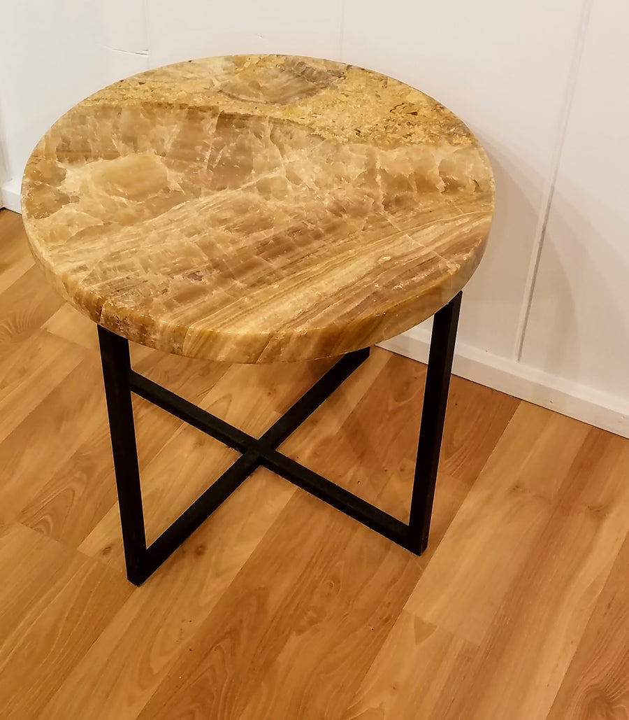ROUND ONYX SIDE TABLE