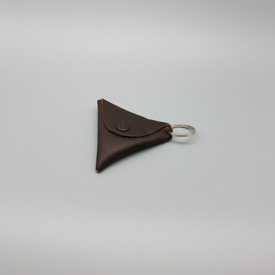 LEATHER TRIANGLE CHANGE POUCH