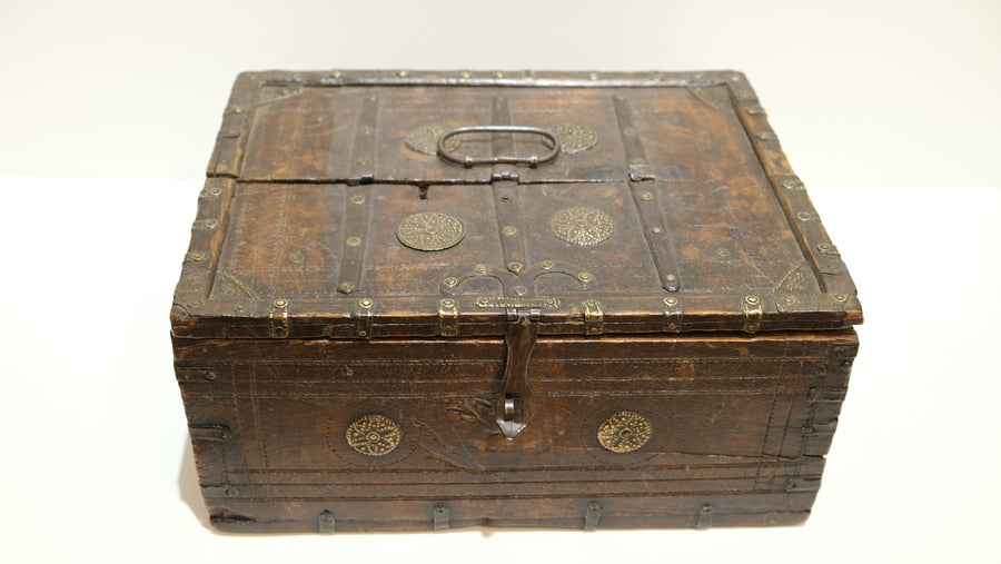 ANTIQUE TEAK BOX